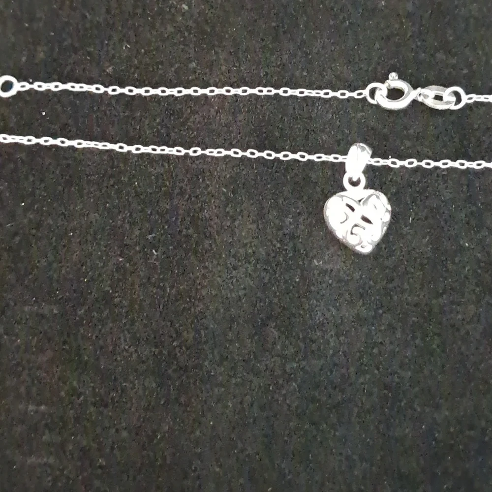 Sterling‎ Silver Curly Heart Necklace 17 Inches adjustable
